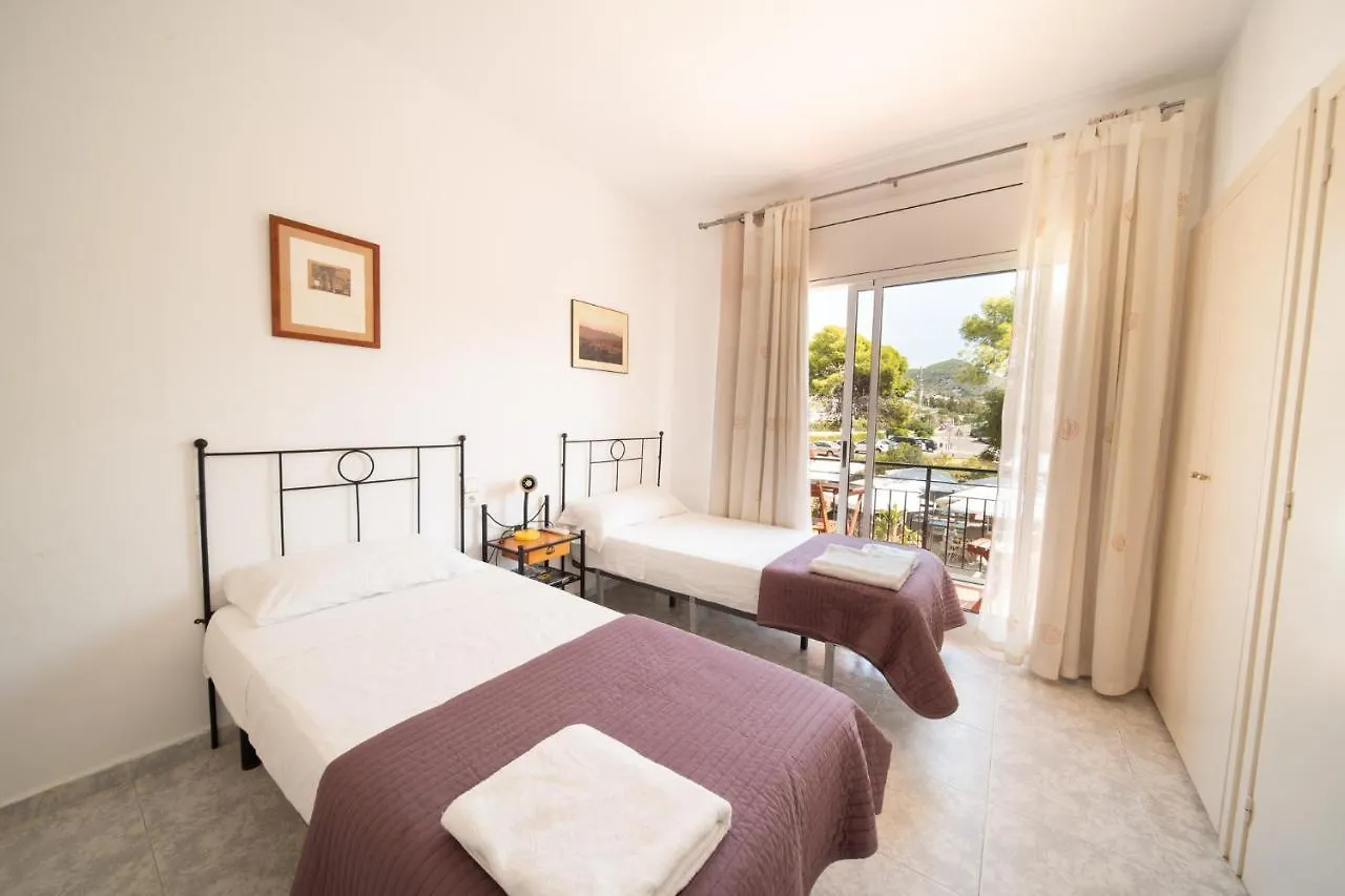 בית הארחה Sitges Beach Hostal