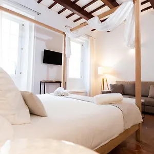 https://can-roca-nou.balearic-islands.net