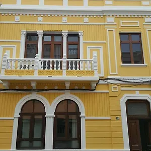 https://los-canaritos-guest-house.in-canary-islands.com