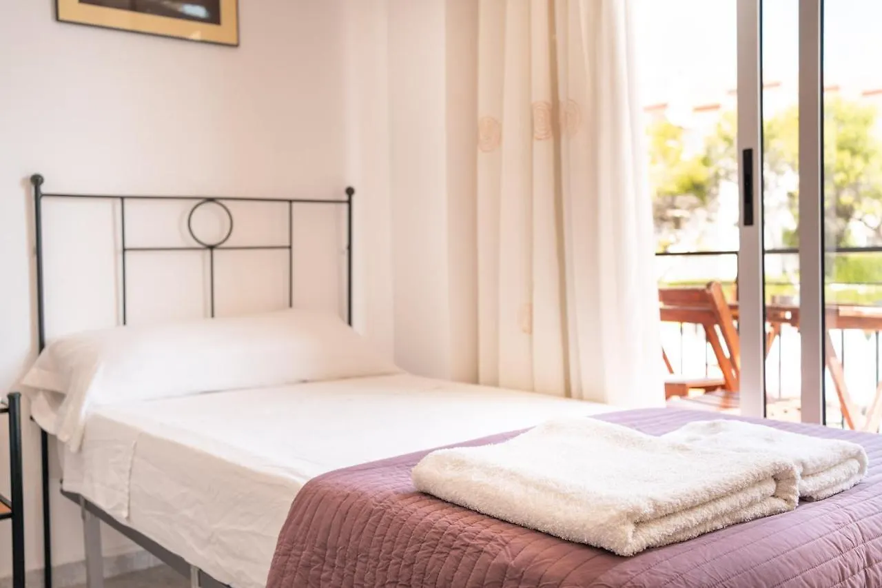 Sitges Beach Hostal Guest house