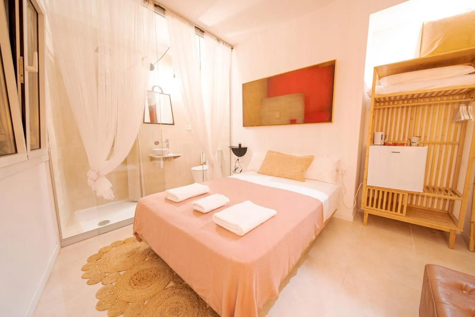 Guest house Sitges Beach Hostal Spain